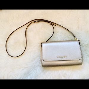 NWT Michael Kors Gold Crossbody Jet Set Handbag